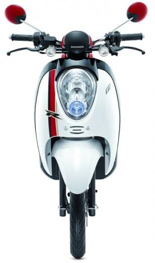 honda-scoopy-i-01