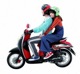 honda-scoopy-i-07