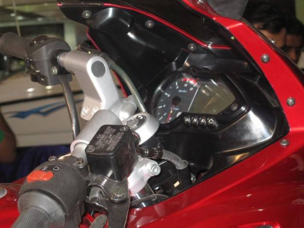 Wah…peluncuran Pulsar220 diundur???