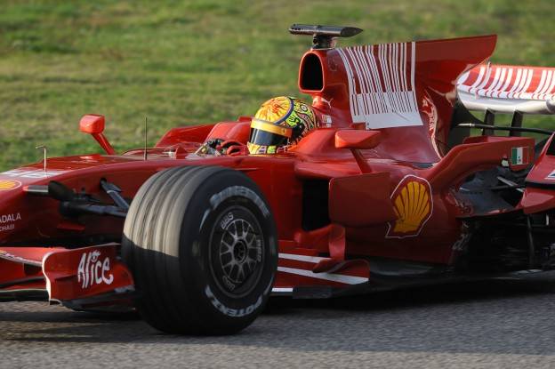 Ferrari akan lakukan apapun untuk gaet Valentino Rossi di 2011 nanti…