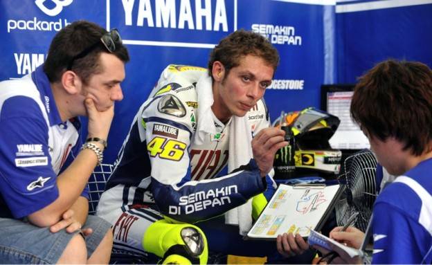 Rossi akan bentuk tim Moto 2 di 2011..?? opo maneh iki.??