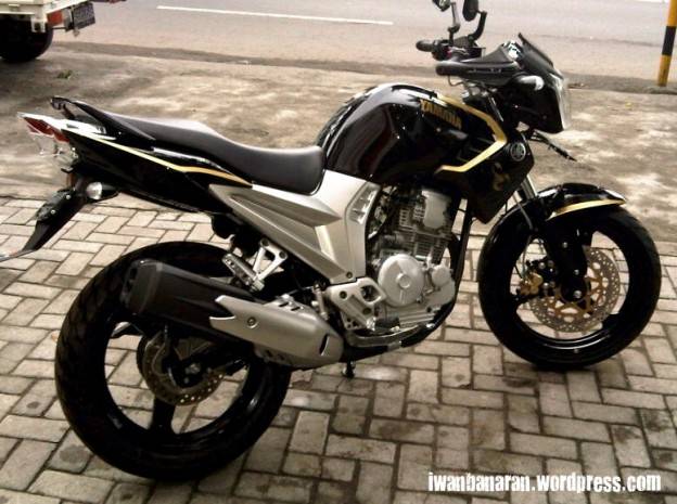 Modif Yamaha New Scorpio…cakep juga euy!!!