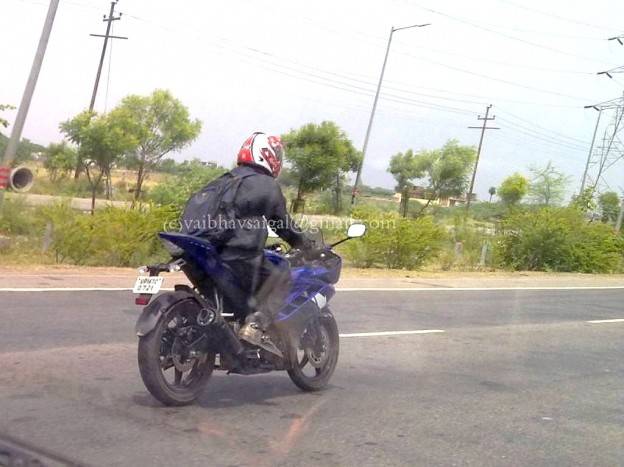 Sssttt…spyshot new Yamaha R15 nongol lageee!!!