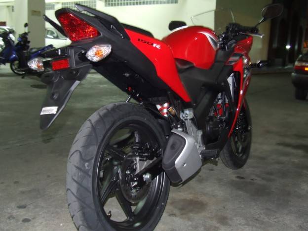 Banderol CBR150r makin misterius….