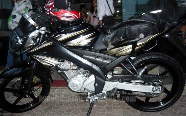 Warna baru Yamaha Vixion 2011…..cakep juga!