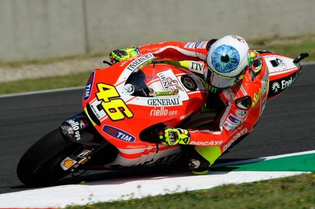 Rossi mengaku Ducati 1000cc masih lebih lambat dari motor top 800cc!!. Walah….