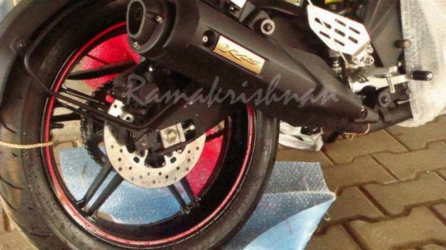 Potongan image new Yamaha YZF-R15 nongol lageee…