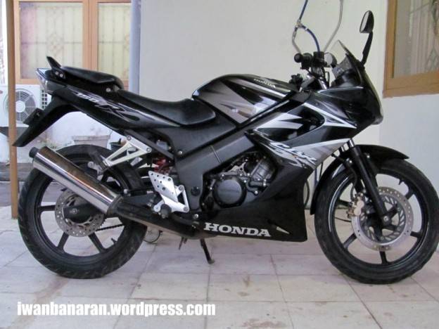 Untuk CBR150 lawas…berapa ukuran ban maksimum biar terlihat gagah??