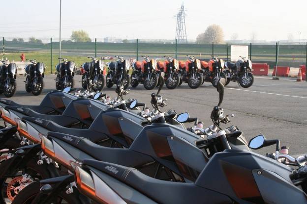 Mengejutkan…BAI memutuskan mendatangkan KTM Duke 150 dan 250!!