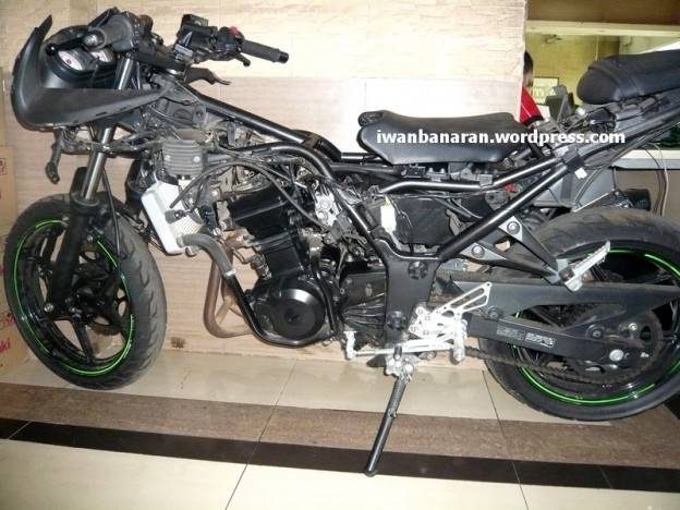 Satu alasan kenapa Kawasaki Ninja 250r tidak cocok buat harian….