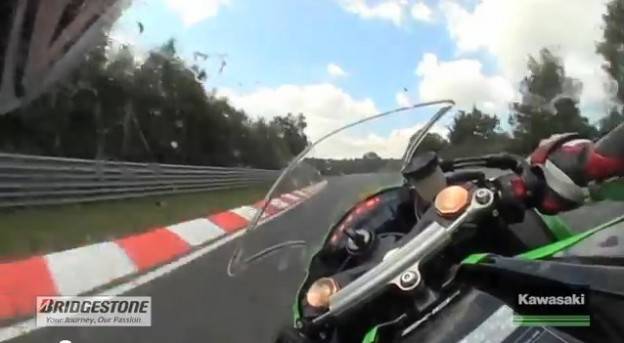 Busyett dah…..motor kenceng bener!!!