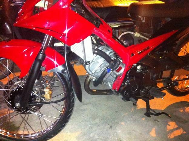 Edan!! Yamaha Jupiter MX dicangkokin silinder head Honda CBR150!!