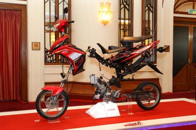 Penampakan Yamaha Jupiter MX dicincang…..wah kreatif tenan!!