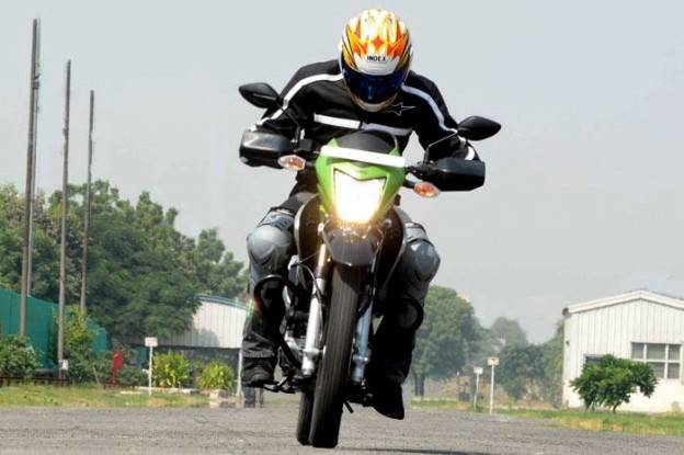 Motor trail Hero dibanderol 12 jutaan….