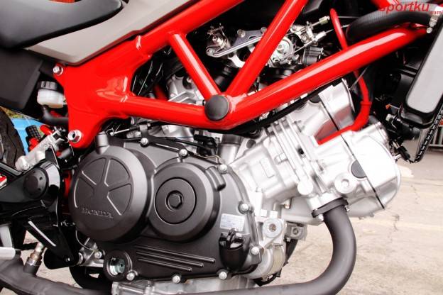 Bocor alus…next motorsport 150cc Honda bermesin SOHC!!