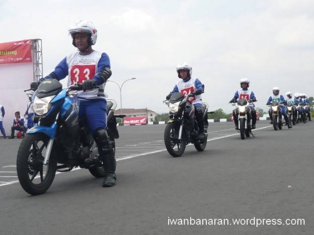 Part 1 : Honda gelar kompetisi instruktur safety riding. Dapat Honda Blade mzbro!!…