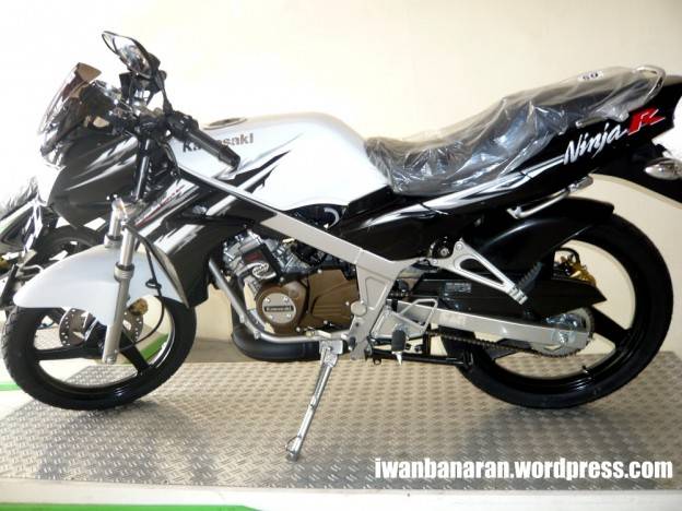 KMI akan tetap mempertahankan Ninja 2 stroke setidaknya hingga 2015…