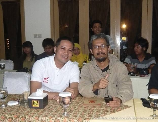Jiwa jurnalis Eyang Edo memang luar biasa….