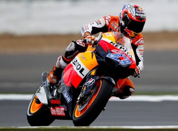 Motogp first practice Valencia : Stoner terkencang…Rossi podium tiga!!