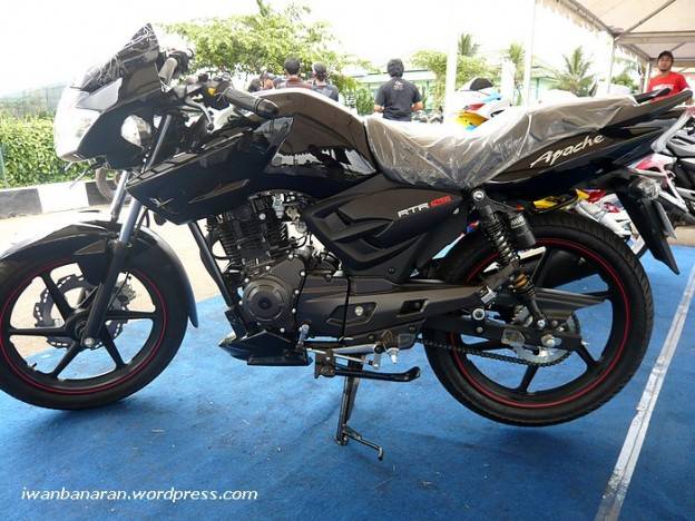 Lebih dekat dengan TVS Apache RTR 160….