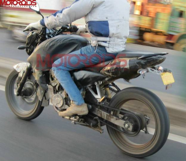 Pulsar generasi anyar disinyalir menggunakan mesin KTM….
