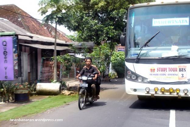 Mata kelilipan ora urus sing penting tetap gaya!!…