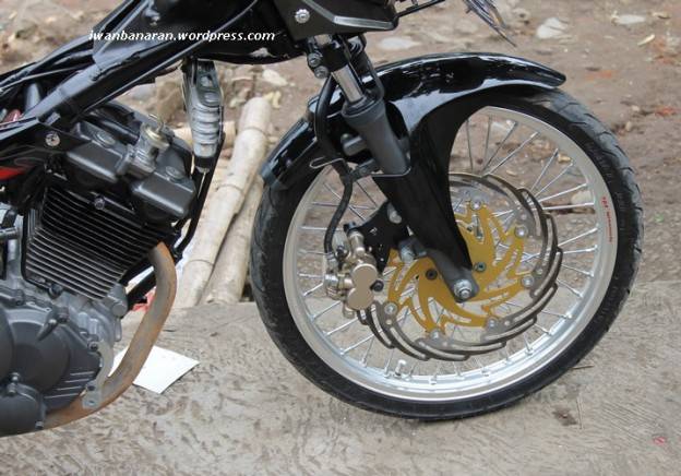 Suzuki Satria 150 FU…trondol-pun tetap kelihatan ganteng!!…