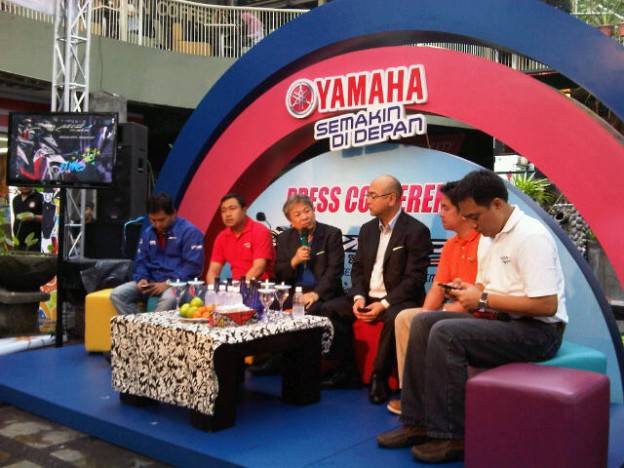 Turing Yamaha Mio-J…rombongan sukses tiba diBandung!