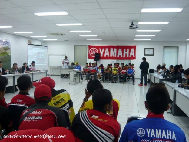 YIMM rilis tim balap 2012. Optimis tetap menjadi juara!!….