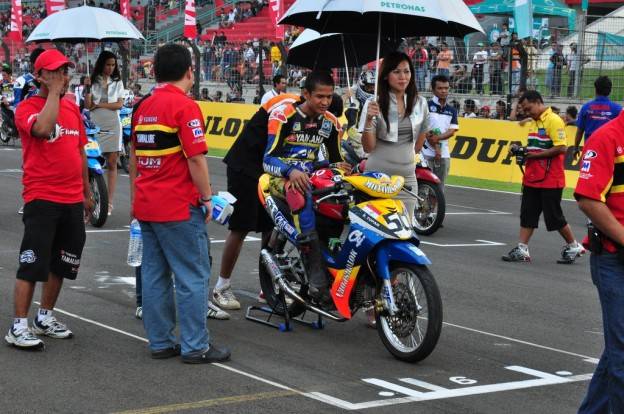 Wow….Yamaha dinobatkan menjadi The Best Motorcycle Manufacturer in Motorsport!!