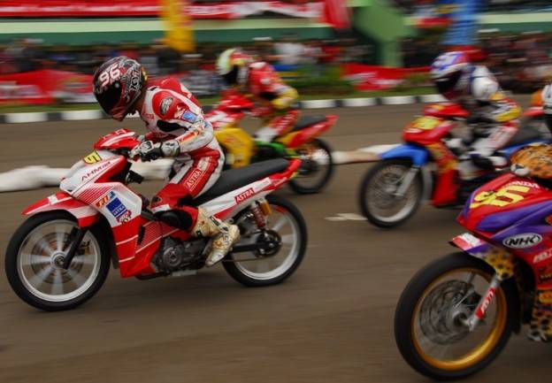 One Make Race Honda : Lebih dekat dengan masyarakat pecinta balap!!…