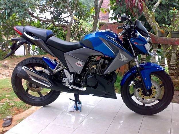 Modif minimalis Honda New Megapro. Ini baru keren!!