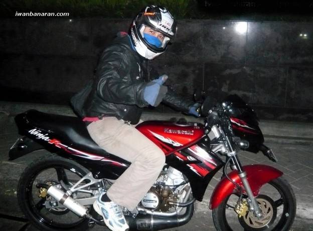 Kawasaki Ninja 150L….1 liter premium tembus 30an km!!