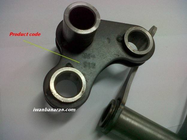Masih tidak percaya teralis Honda menganut monoshock Pro-link?. Nih dia buktinya!!
