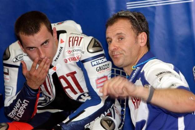 Rumor Rossi balik ke Yamaha bikin gelisah bos Lorenzo!!….