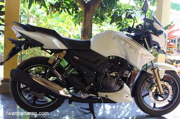 Test ride TVS Apache RTR180….top speed tembus 126km/jam!!