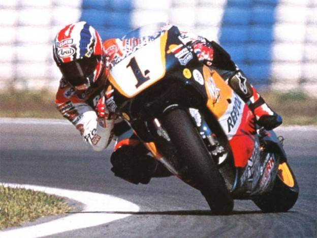 ” Kisah Mick Doohan membantu dan meyakinkanku… ” seru Marc Marquez