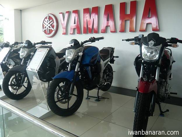 Pangsa pasar Motorsport Yamaha terus naik. Honda cenderung turun……
