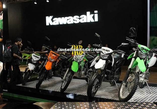 Mengintip booth Kawasaki…..koq nggak ada Ninja 150L yah?