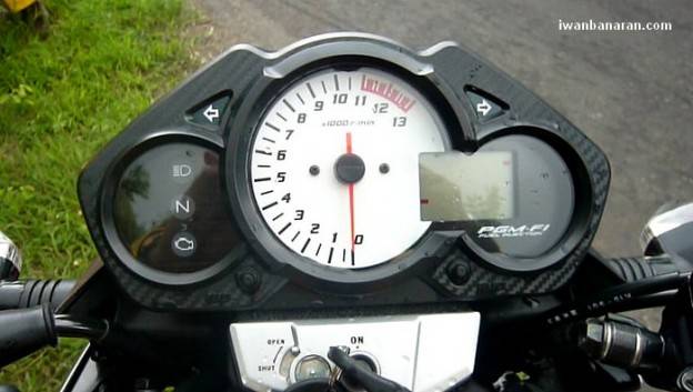 Honda CB150R…..limiter bekerja pada 11,500RPM!