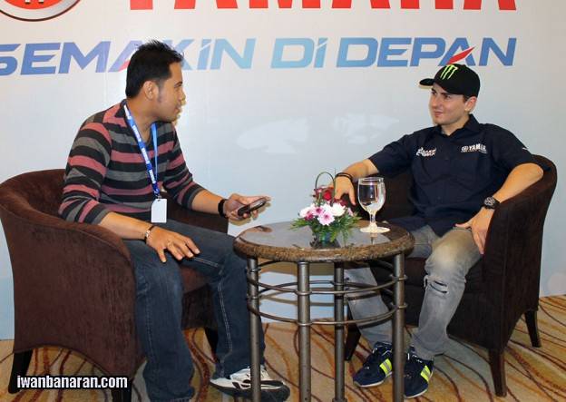 Interview eksklusif with Jorge Lorenzo….tidak gentar menghadapi duo HRC!!