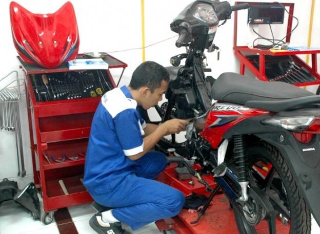 AHM Sumbangkan 20 unit Sepeda Motor untuk SMK di Sumut….