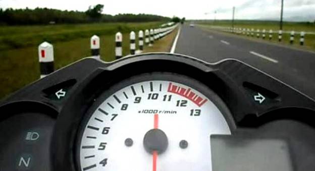 Top speed Honda CB150R mentok di 123km/jam??….