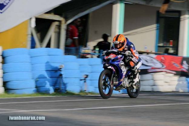 Indoprix seri 3 kenjeran Final : Honda kibarkan bendera kemenangan dikelas 110cc….Yamaha sapu bersih podium 125cc!!
