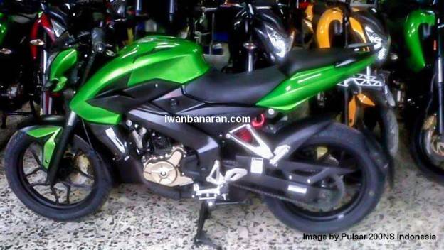 Kawasaki siapkan warna hijau untuk sang Pulsar 200NS??….