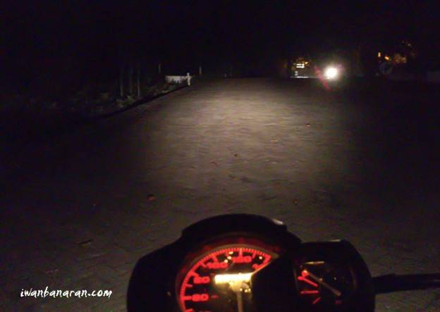 Seberapa terang lampu Yamaha X-Ride dimalam hari?. Monggo intip foto terlampir….