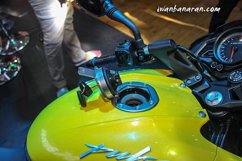 Pulsar 200NS