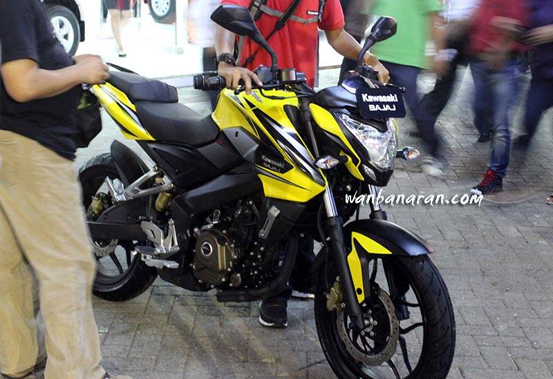 Pulsar 200NS Indonesia