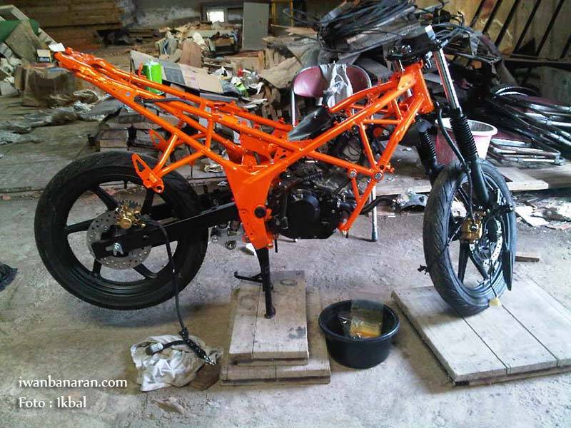 CB150