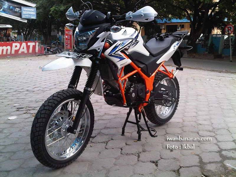 CB150